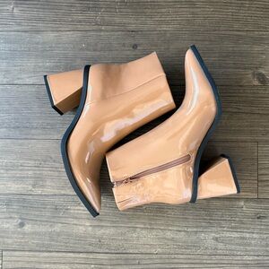 Elegant Tan Ankle Boots